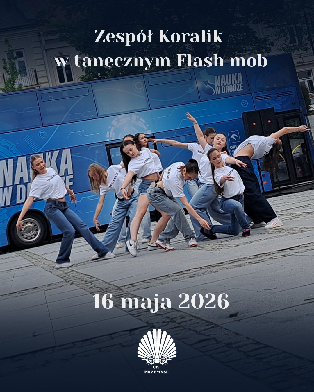 Jedna pasja, wszystkie pokolenia: Zespół Koralik w tanecznym Flash mob!