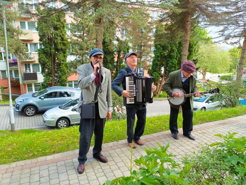 img 20250511 112452 829