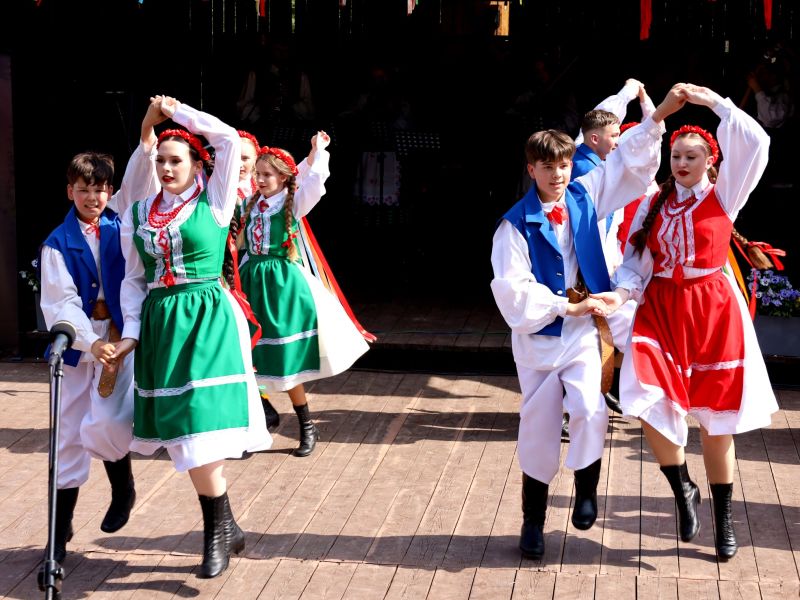 17. zespol piesni i tanca chorzelowiacy   grupa mlodziezowa