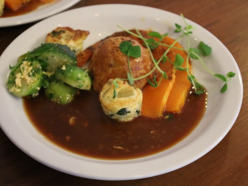  ptaki bez kosci z lodyga  musztarda z wisni i kondymentami stanislawa czernieckiego